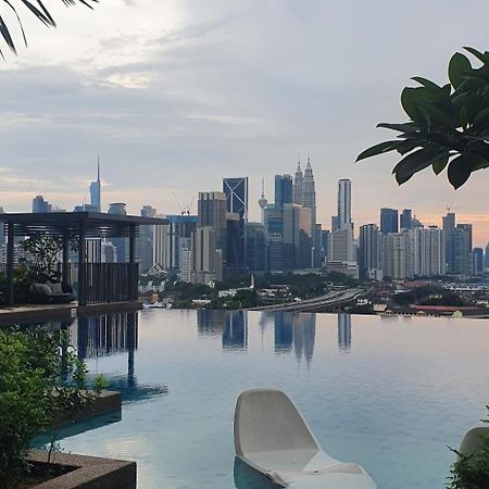 Studio Near Klcc And Lrt With Superb View 吉隆坡 外观 照片