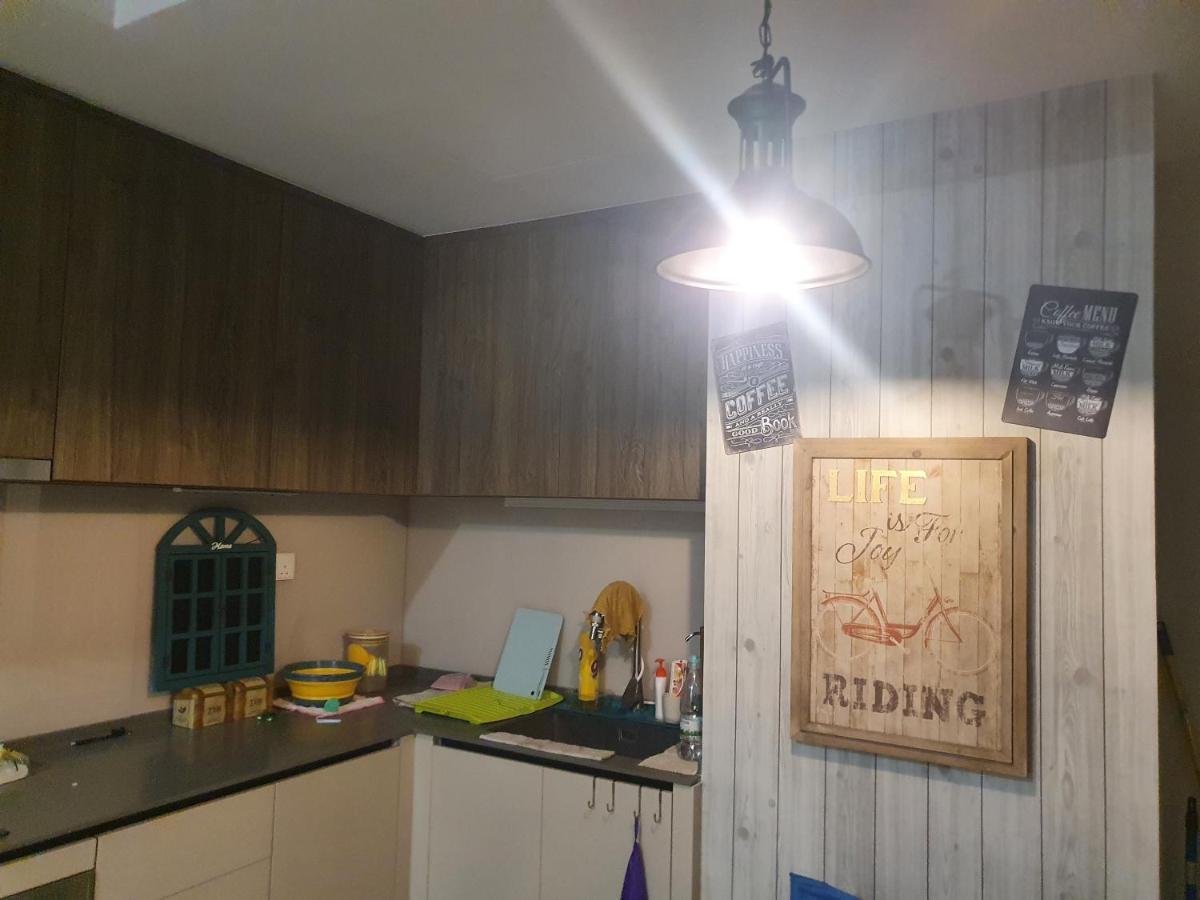 Studio Near Klcc And Lrt With Superb View 吉隆坡 外观 照片