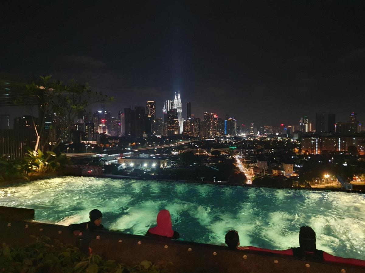 Studio Near Klcc And Lrt With Superb View 吉隆坡 外观 照片