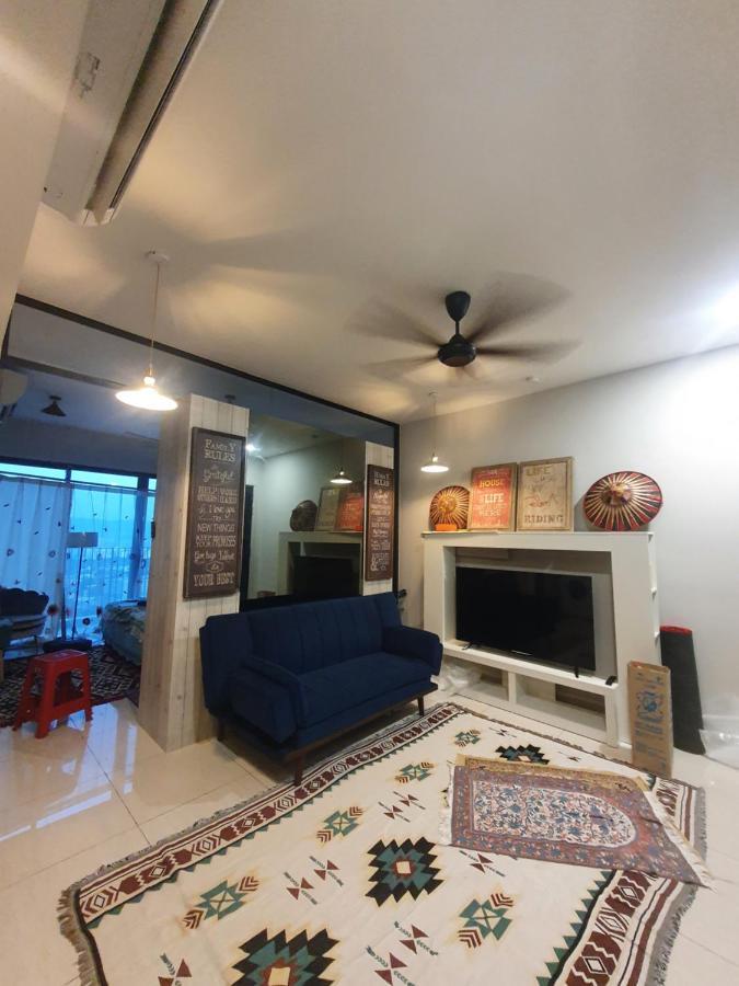 Studio Near Klcc And Lrt With Superb View 吉隆坡 外观 照片
